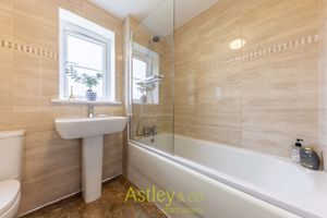 bathroom- click for photo gallery